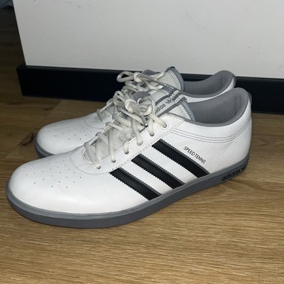 Adidas Speed  Tennis schuhe Herren 44,2/3 UK10 Weiß Sehr Guter Zustand