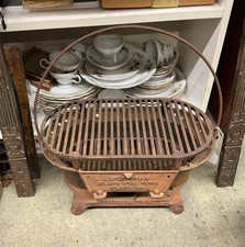 VTG  ATLANTA STOVE WORKS SPORTSMAN CAST IRON HIBACHI GRILL w/ HANDLE