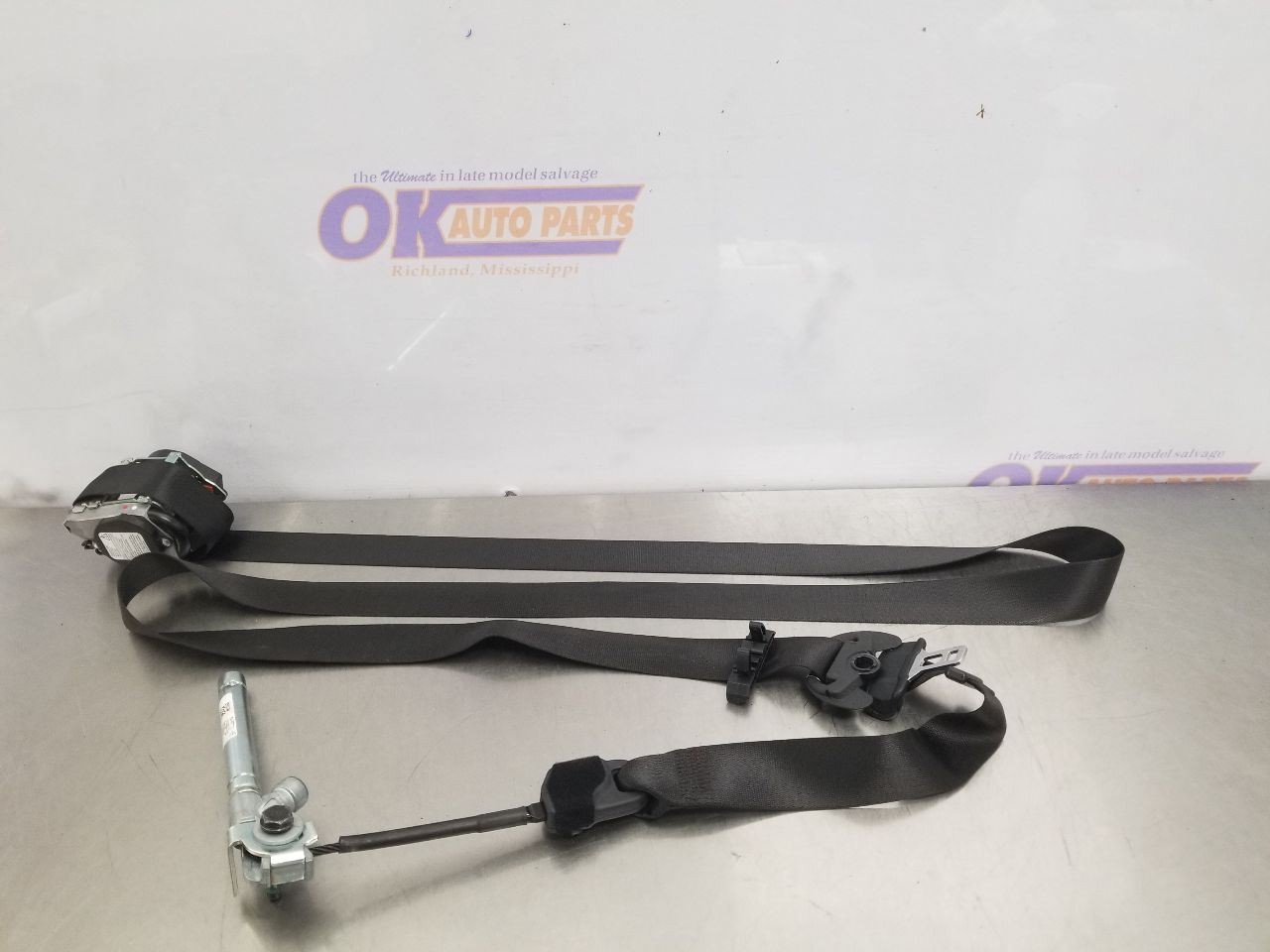 Maserati Levante FRONT+LEFT Seat belt