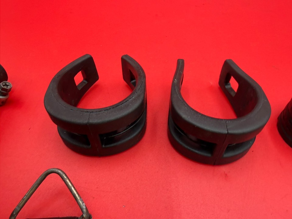 1989 Honda CR250R CR250 bolts Set bolt FUEL TANK MOUNTING SPRING RUBBER ...