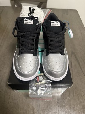Nike Dunk Sb Low Supreme Black Metallic