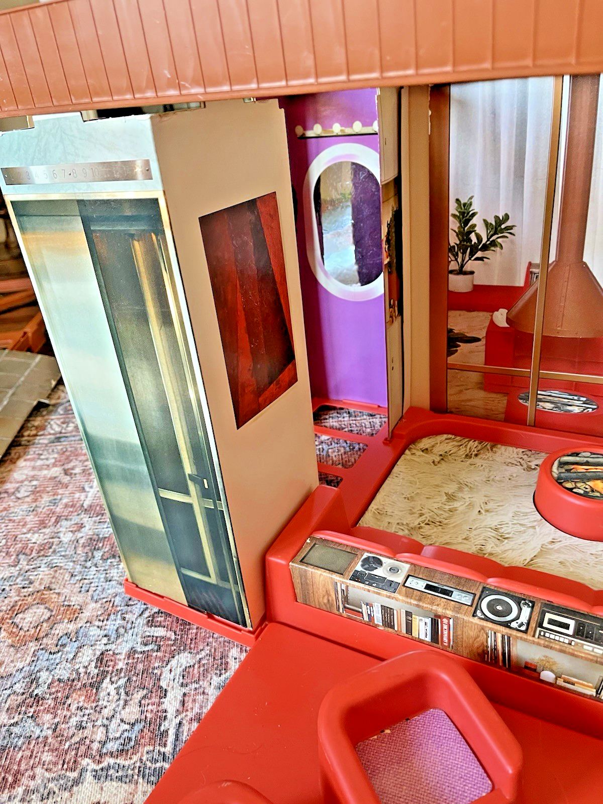 Tuesday Taylor Penthouse Apartment Dollhouse 1976 70's Ideal Toy Corp ...