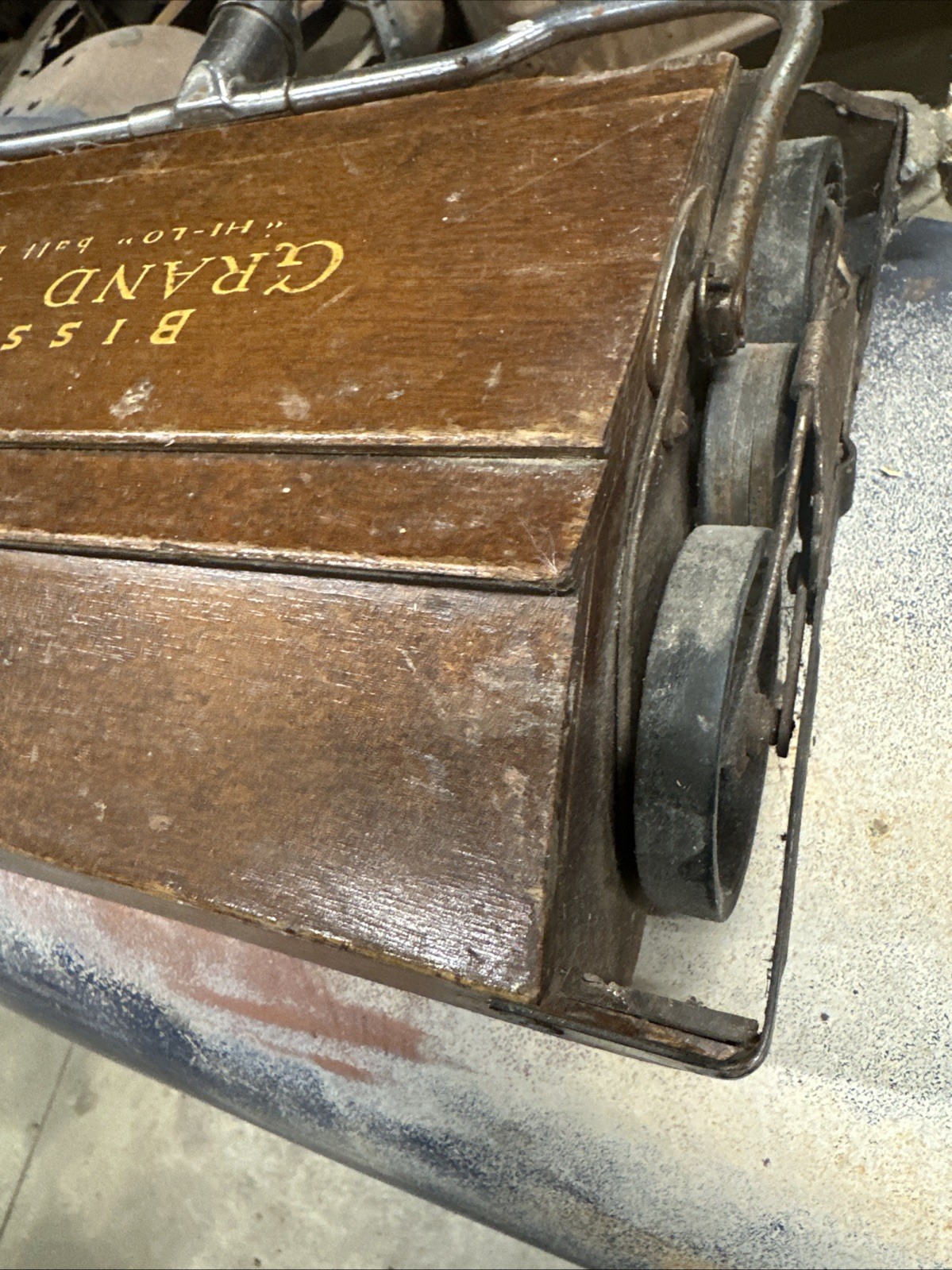 Vintage Antique Bissell's Grand Rapids Wood Carpet Sweeper Head-Works!