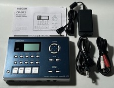 Tascam CD-VT2 Portable CD Music Voice Trainer -Tested Working