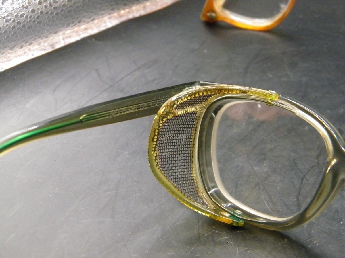 60s AO American Optical Flexi Fit Safety Glasses Mesh Shields