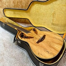 Excellent Ovation Celebrity CC44 Natural Woodgrain Electro-Acoustic