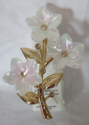 Bath & Body Works Wallflower Fragrance Plug FLOWER BRANCH white gold classic