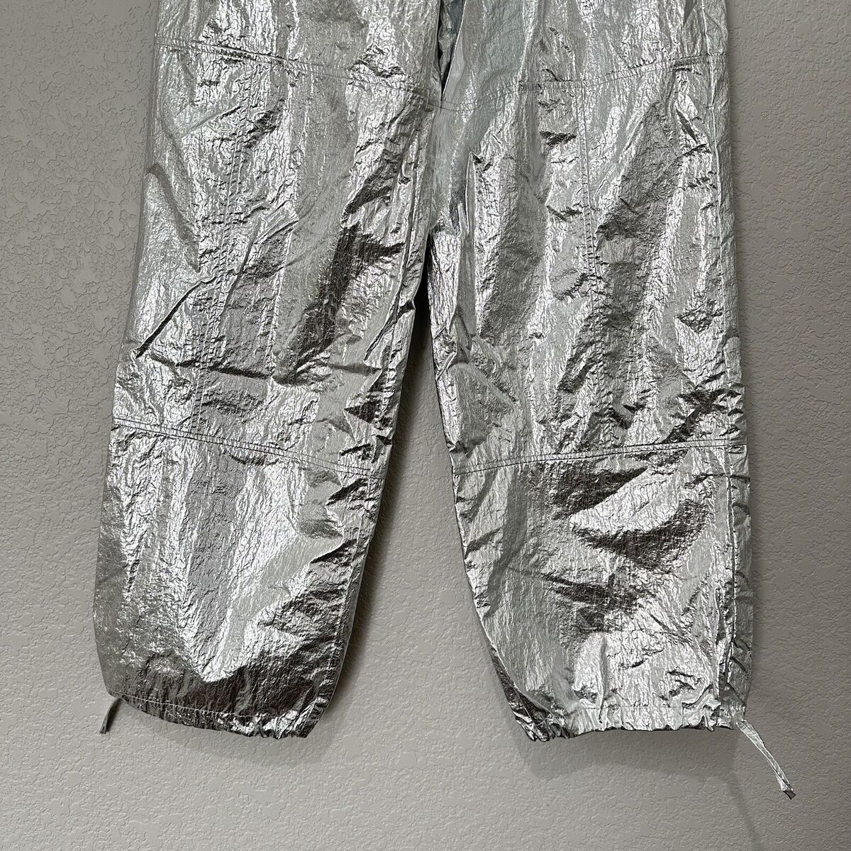 New Zara Shiny Metallic Silver Parachute Mid Rise Pants New Zara Shiny Metallic Silver Parachute Mid Rise Pants