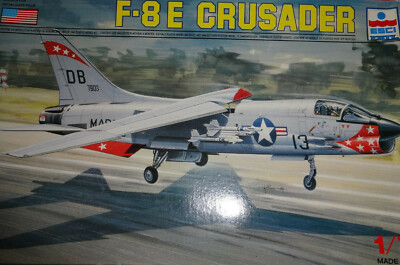 ESCI CHANCE VOUGHT-8E CRUSADER 1/72 Scale Model Airplane Vintage VIETNAM