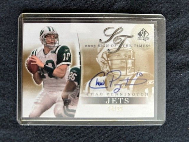 Chad Pennington /25 On card  Autograph  Card  Auto Signature (Inventory #B)