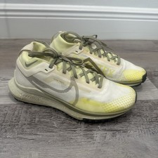 Nike React Pegasus Trail 4 GORE-TEX Shoes Womens Size 7 Pale Ivory Olive