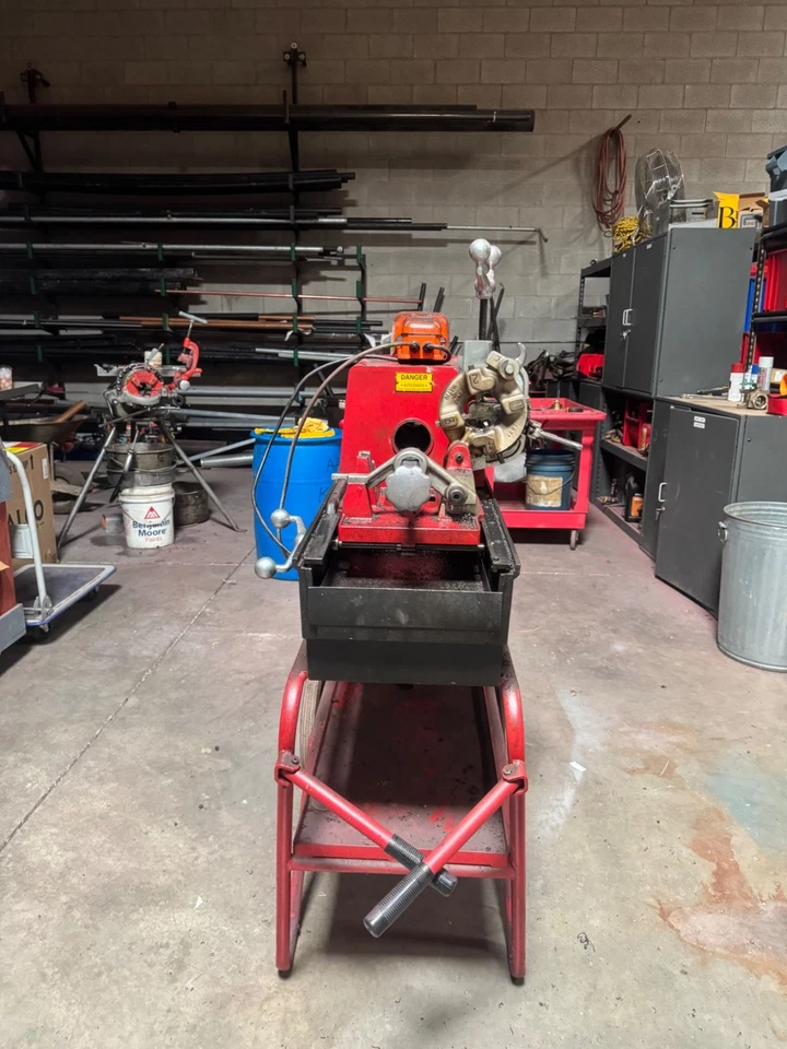 MÁQUINA ROSCADORA DE TUBOS ROTHENBERGER 200-22A Foto 3 de 4