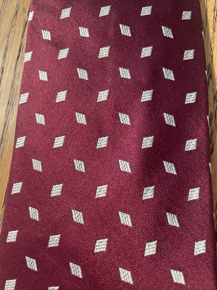 Corbata geométrica de seda tejida Renato Balestra usada en excelente estado hecha en Italia Foto 4 de 4
