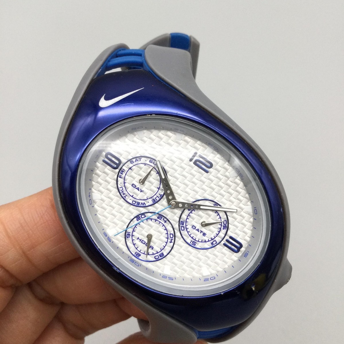 Nike Triax Mens Watch 44mm Silver Tone Blue Day Date WR091 New