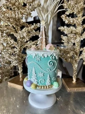New Sugarplum Dreams Pastel Christmas Cake with Gold Tree Topper