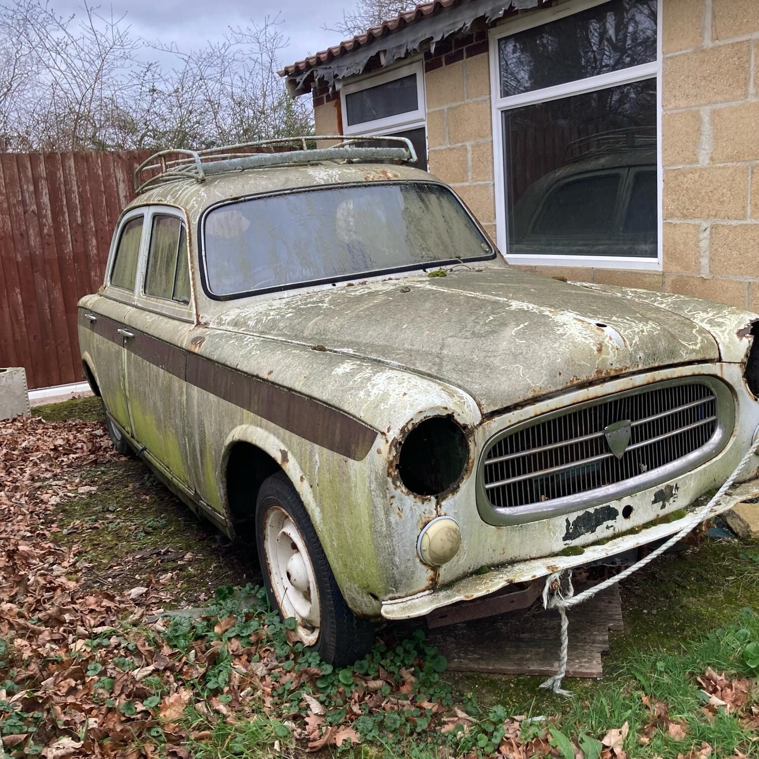 2x Peugeot 403 For Sale - 1965 - Classic Car - Picture 8 of 10