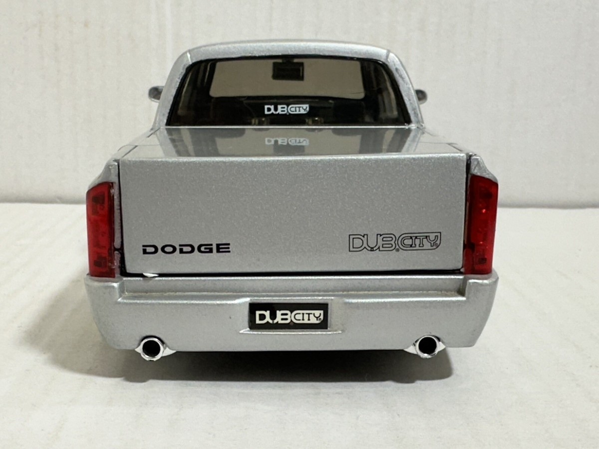 JADA DUB CITY 2003 DODGE RAM 1500 SILVER 1:24 DIECAST MODEL NEW NO