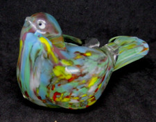 Statuina uccellino in vetro artistico trasparente con vortici d'acqua rosso verde giallo - fermacarte