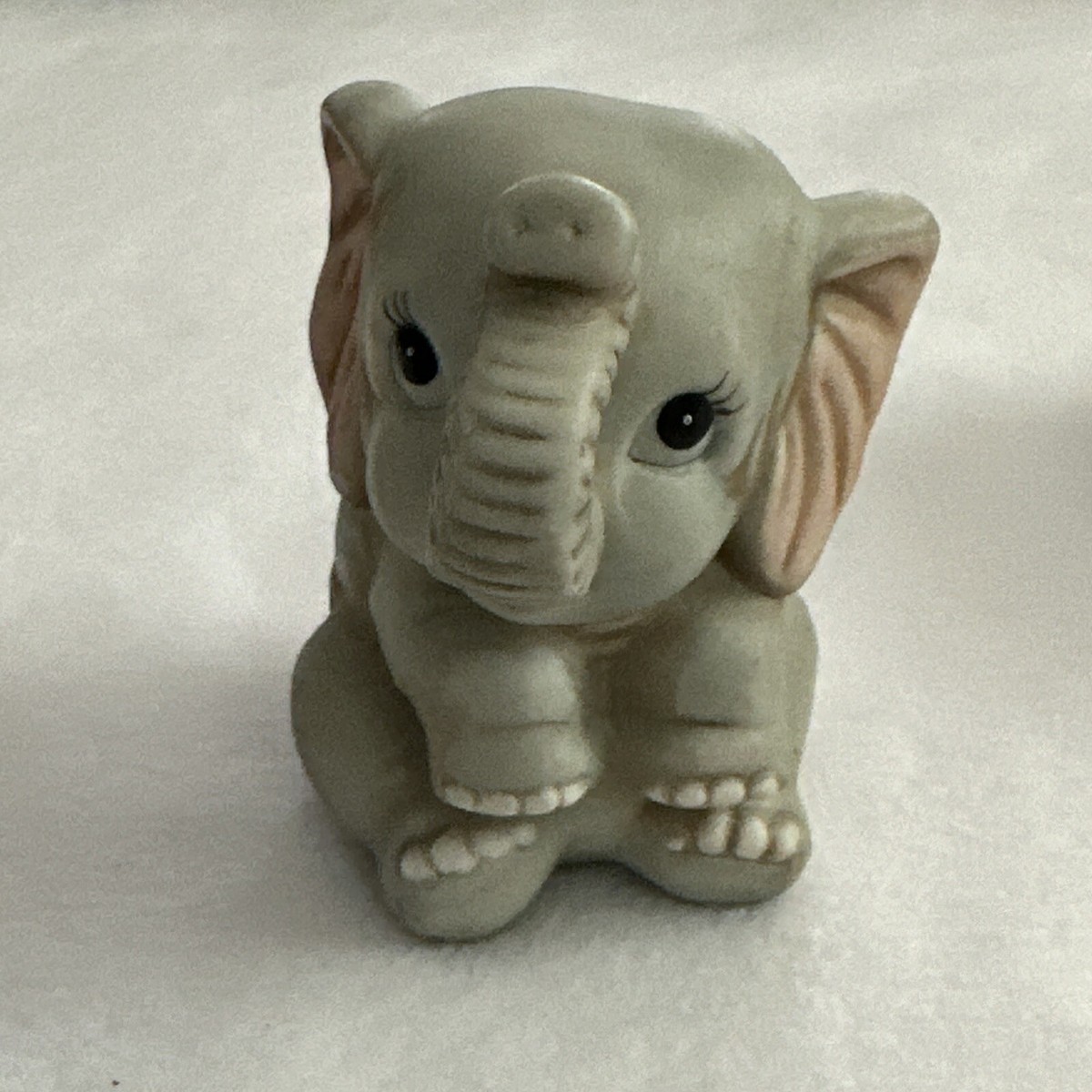 2 HOMCO Baby Elephant Figurines 1400 Porcelain Vintage 2 HOMCO Baby Elephant Figurines 1400 Porcelain Vintage