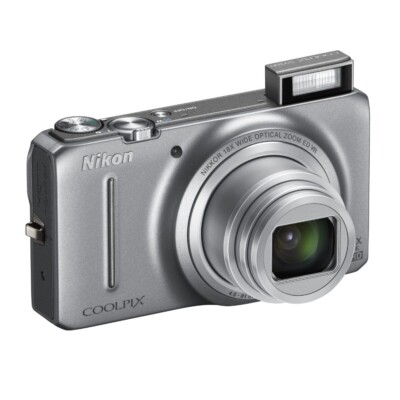 Nikon COOLPIX S9200 Digital Camera 16 million Pixel 18x Optical