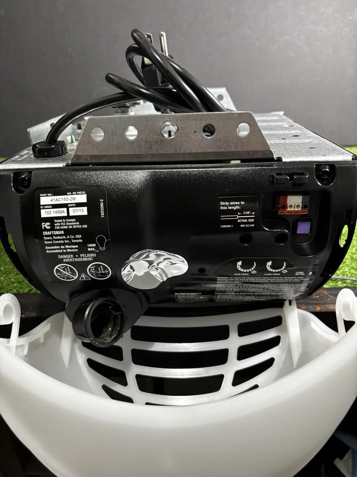 craftsman garage door opener 139.53985DM +Sensors/logic Board/remote *No Rail* - Image 4 of 4