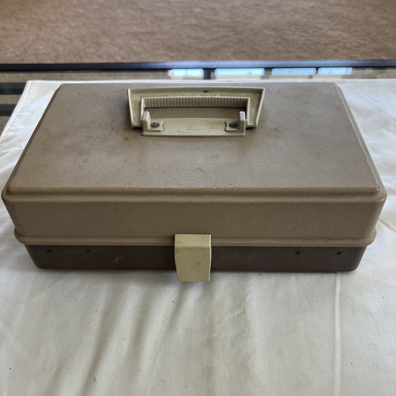 Plano Vintage 5200 Pete Hemming Tackle Box