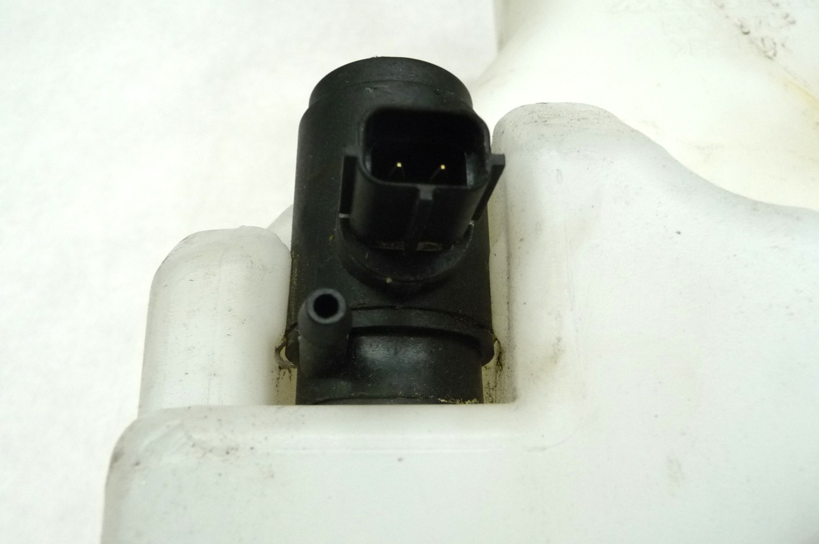 2017-2023 McLaren 720S Washer Fluid Reservoir 13A3067CP OEM A1
