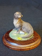 Country Artists Minature ' Otter With Fish' Figurine. 2.5" Tall. Good Condition.