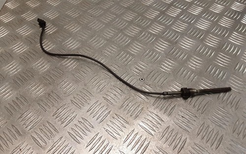 MERCEDES-BENZ R W251, V251 Abgastemperatursensor A0051531128 3.00 28435320