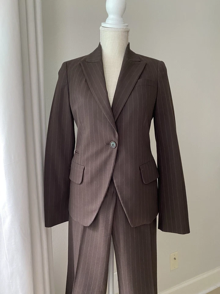 Terno calça listra marrom feminino United Colors of Benetton tamanho 38 2/4 Itália - Imagem 2 de 4