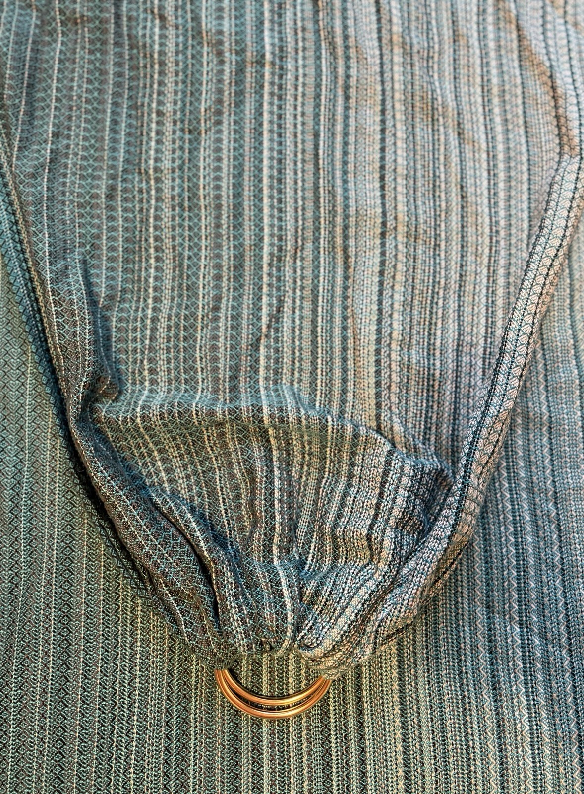 Apple Blossom Wovens: Teal Agate Hearts Ring sling- EUC