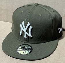New Era 59FIFTY NY Yankees Olive Green White Fitted Hat Cap Size 7-3/8 NOS