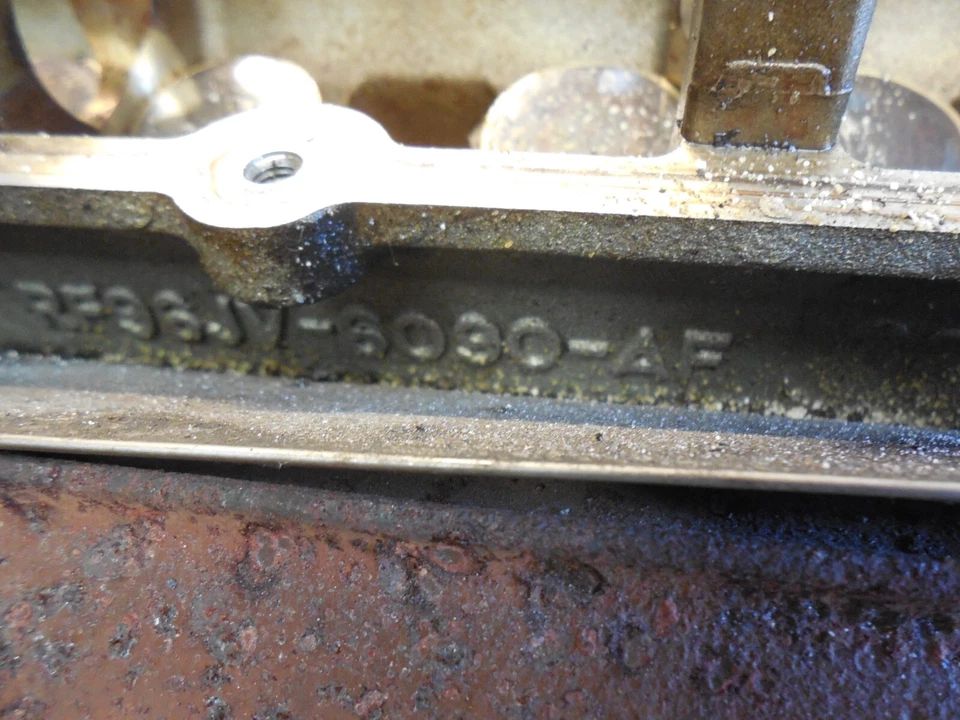 Culata lateral derecha sobrealimentada Jaguar XJ8 XJR XK8 98 con colector de escape Foto 3 de 4