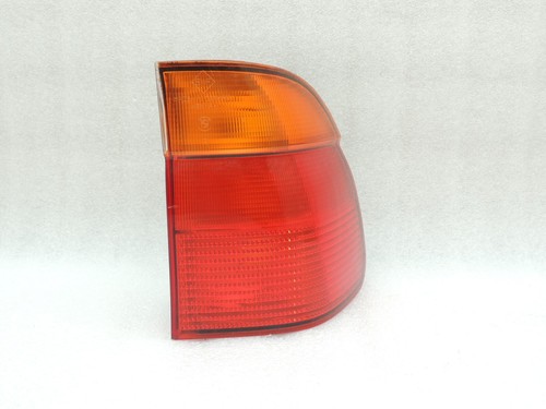 Original BMW E39 Touring Rückleuchte Hinten rechts Rücklicht 63218371328