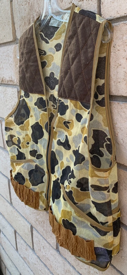 Vintage RedHead Mesh Camoflauge Hunting Vest Red Head - Image 4 of 4