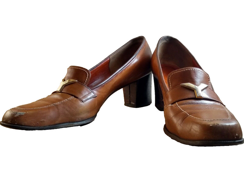 Chaussures Yves Saint Laurent Paris YSL Y Buckle Stack Heels 9 1/2 AAA with BOX!
