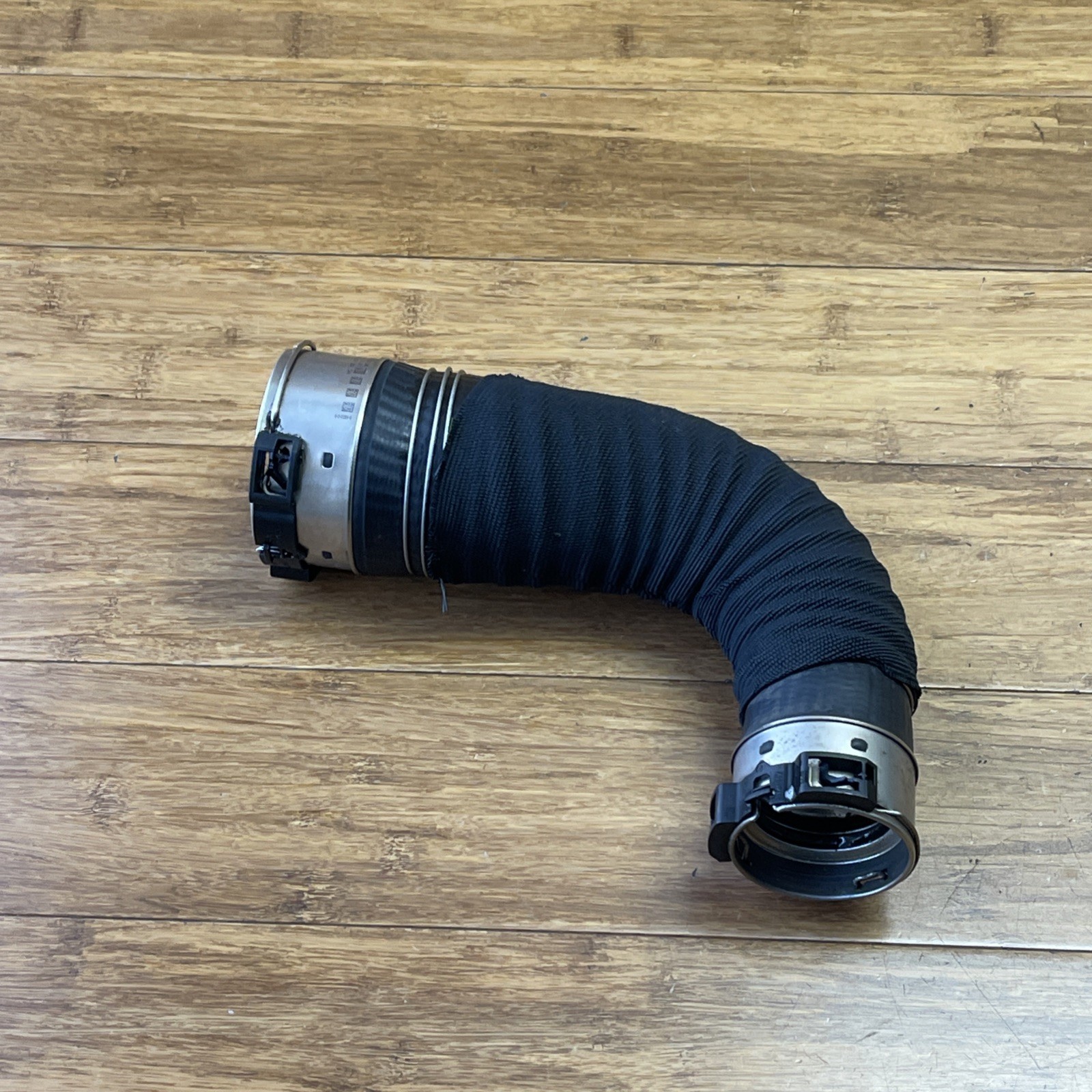 2014-2020 BMW i8 I12 1.5L Engine Air Intake Connector Tube Hose 7634158 OEM