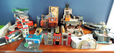 Vintage Micro Machines Playsets Accs. Lot Military Batman Car Wash Incomplete