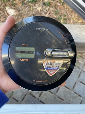 Sony D-NE330 Cd/Mp3 Player Works Great! Black