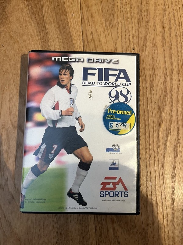 Sega Mega Drive PAL FIFA 98 Road to The World Cup UNTESTED