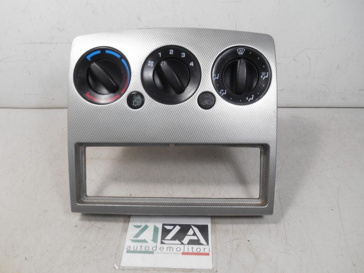 ihika　0120 75-025-0100 Ignitor Assembly IP TEC IPO120V Series Special