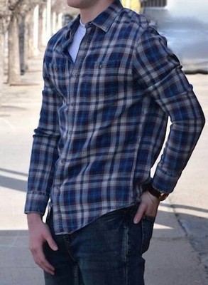 Flags & Anthem Plaid Long Sleeve Button Up Shirt Size M