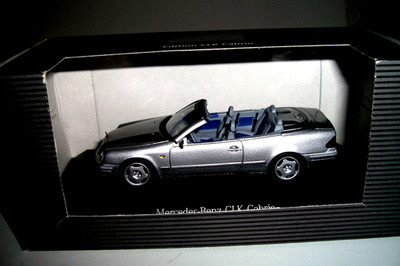 Mercedes Benz CLK Cabrio 1:43 NOS Model Car Officially Liscenced Mercedes Brand