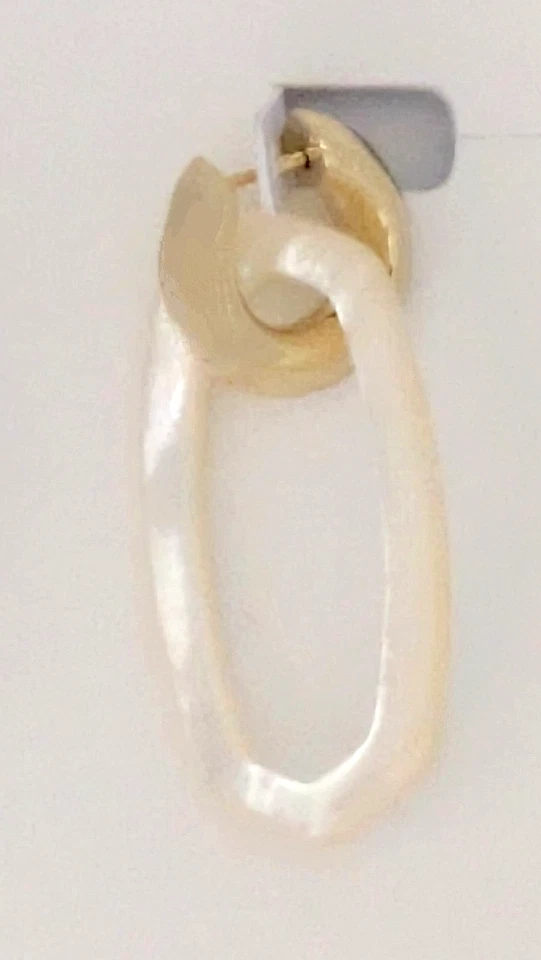 Pendientes Kendra Scott 2 en 1 convertibles placa de oro y marfil madreperla eslabones Foto 3 de 4