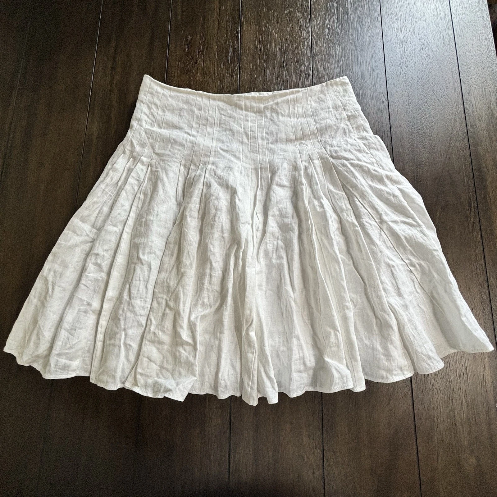 NEW Ann Taylor LOFT White lined 100% linen pleated women's Skirt Size 6
Opens in a new window or tab
