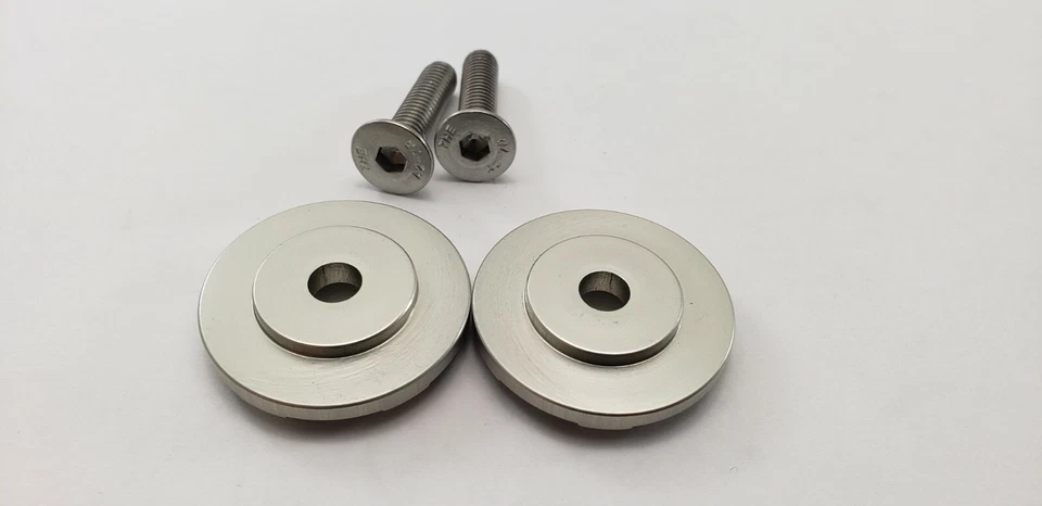 Tapas de extremo de manillar Triumph America 2001-2016 con pernos Foto 4 de 4