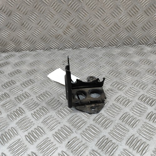 MERCEDES-BENZ VITO Tourer W447 ABS-Pumpenhalter A0004314140 2016 27978432