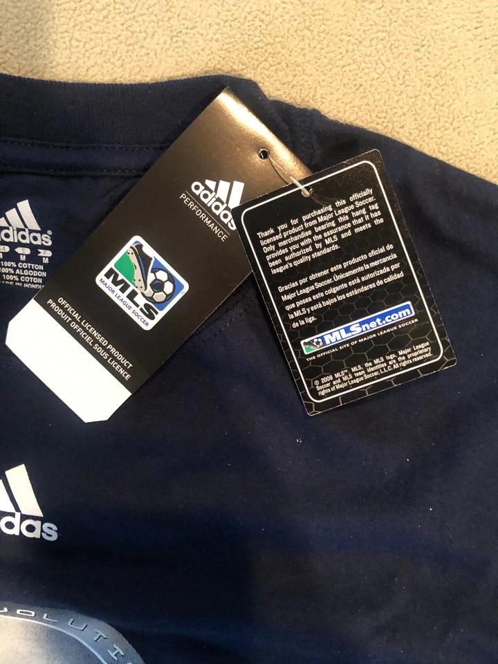 NEW ENGLAND REVOLUTION TSHIRT GIVEAWAY - WITH USA FLAG LOGO - SIZE MED WITH TAGS - Image 4 of 4