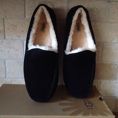 UGG ASCOT BLACK SUEDE SHEEPSKIN SLIPPERS MOCCASINS SHOE SIZE  display picture 2