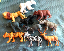 Lot of 10 Animals Figures Toys Wild Plastic Jungle Safari Forest Item 2